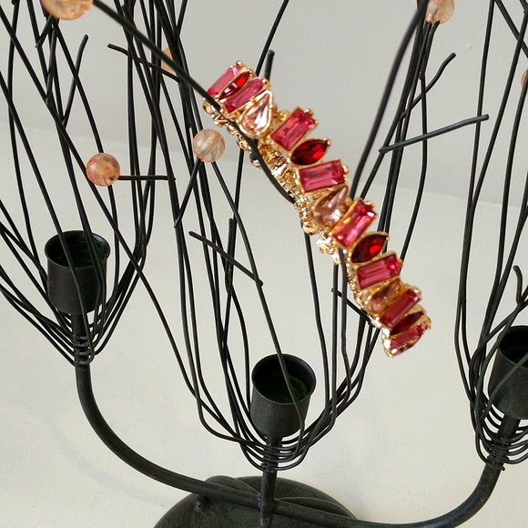 Avon Jewelry - Avon Baguette Stretch Bracelet